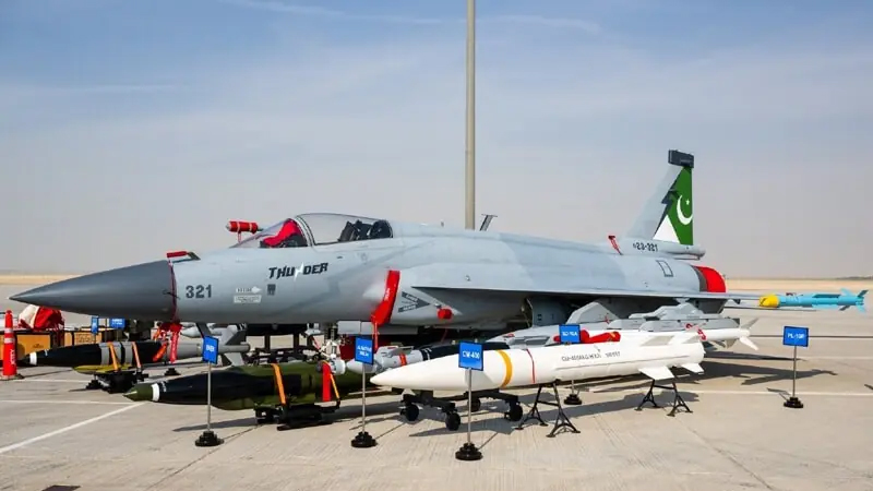 জেএফ-১৭ যুদ্ধবিমান নিয়ে আলোচনা