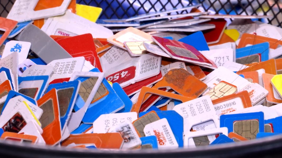 অনলাইন প্রতারণায় ব্যবহার করা ৬০ হাজার সিমকার্ড।