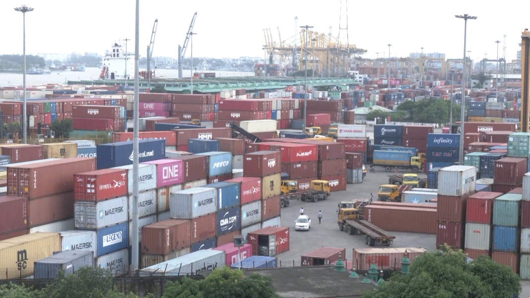 কাস্টমস জটিলতা