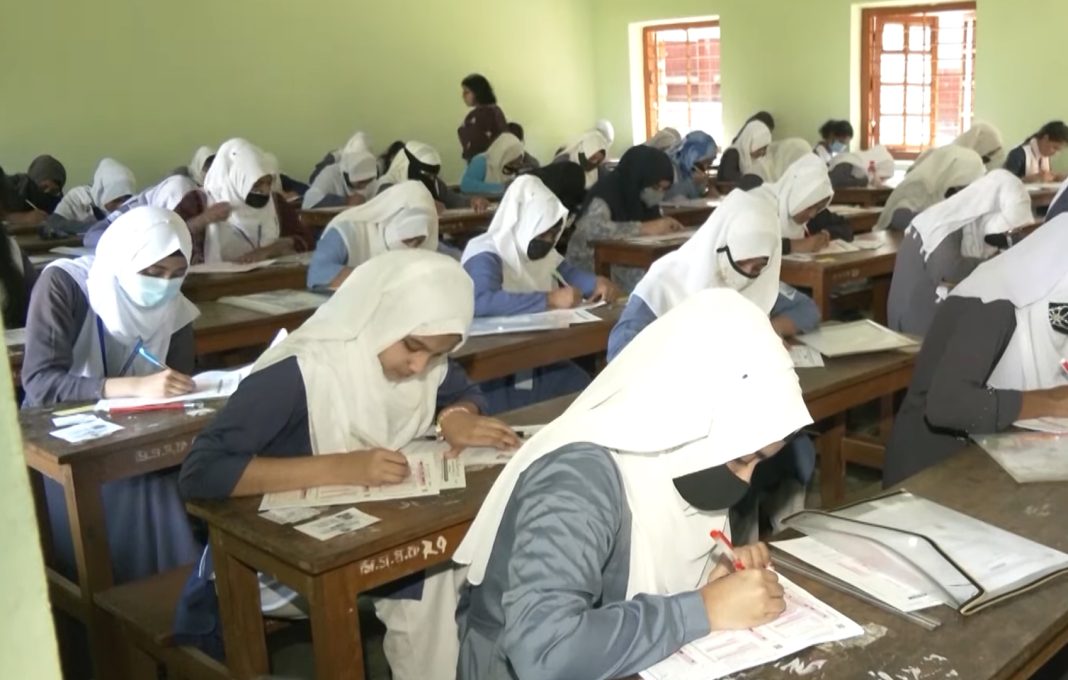 এসএসসি ও এইচএসসি পরীক্ষার সম্ভাব্য সময়