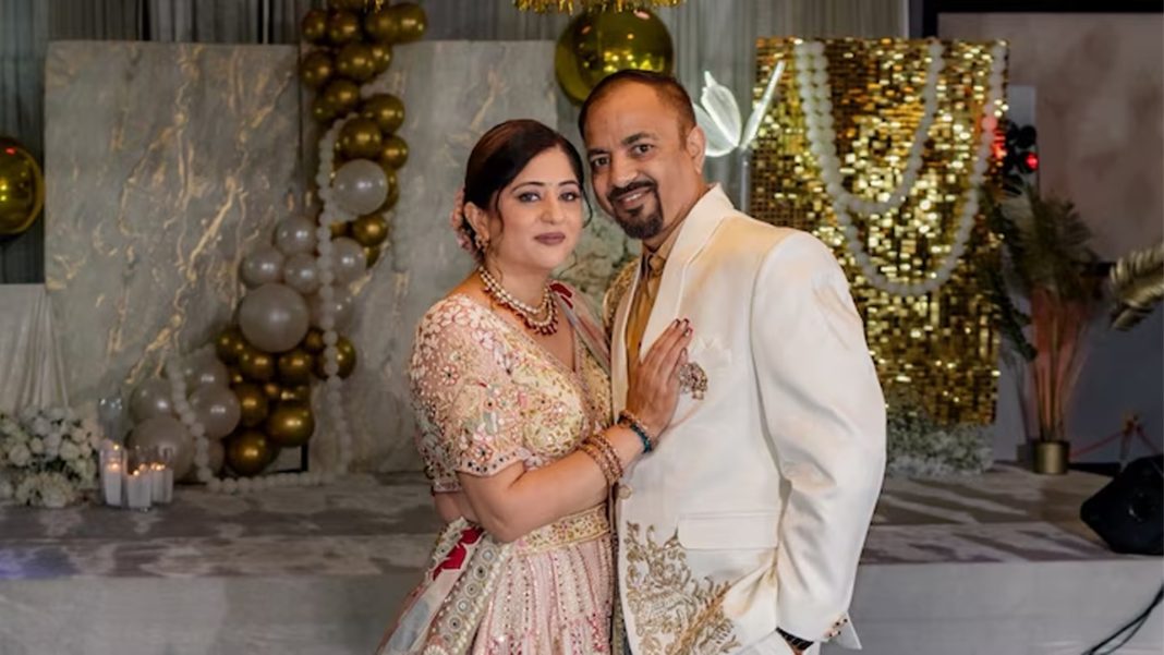 সন্দেভাজন অভিযুক্ত বিজয় কুমারের সঙ্গে স্ত্রী মীমু ডোগরা। ছবি: সংগৃহীত