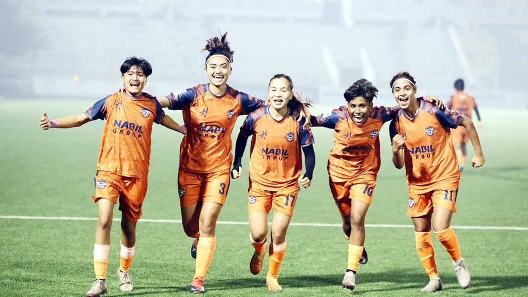 নারী ফুটবল লিগে বাংলাদেশ পুলিশকে ৭-০ গোলে হারিয়েছে রাজশাহী স্টারস। ছবি: বাফুফে