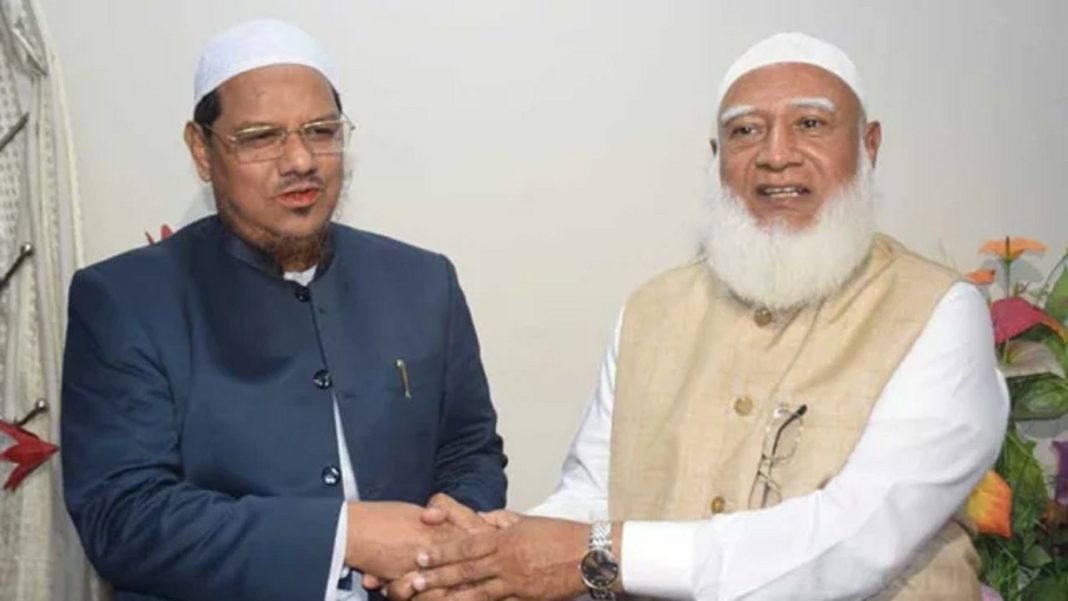 মুফতি সৈয়দ ফয়জুল করীম (বামে) ও ডা. শফিকুর রহমান। ফাইল ছবি