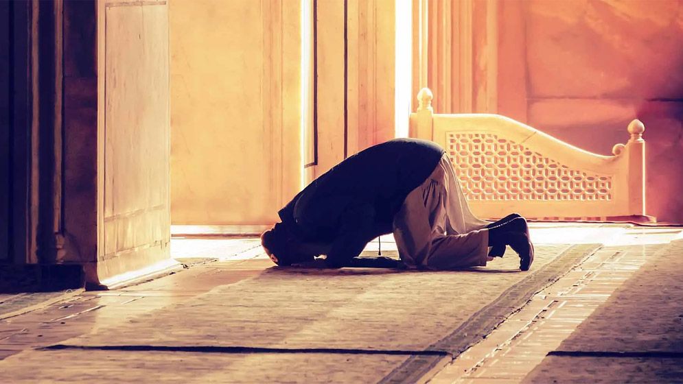 নামাজ ছাড়েননি যে সাহাবি