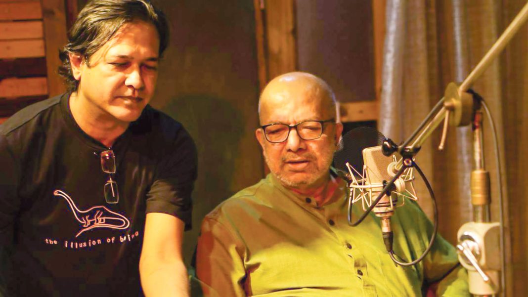 আসিফ আকবর (বাঁয়ে) ও কবীর সুমন। ছবি: সংগৃহীত