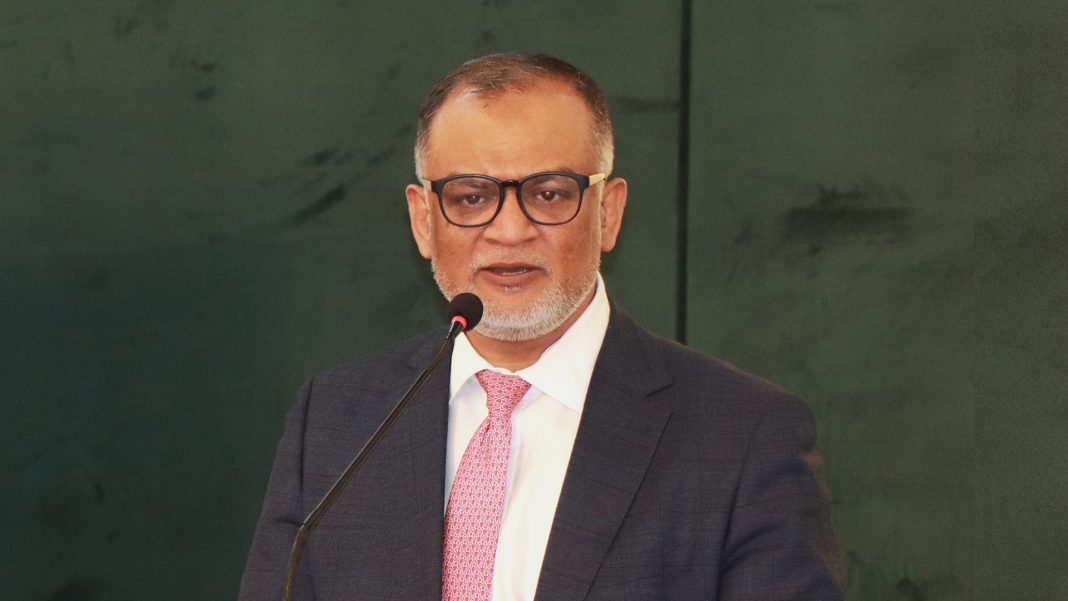 বাণিজ্য উপদেষ্টা শেখ বশিরউদ্দিন। ফাইল ছবি