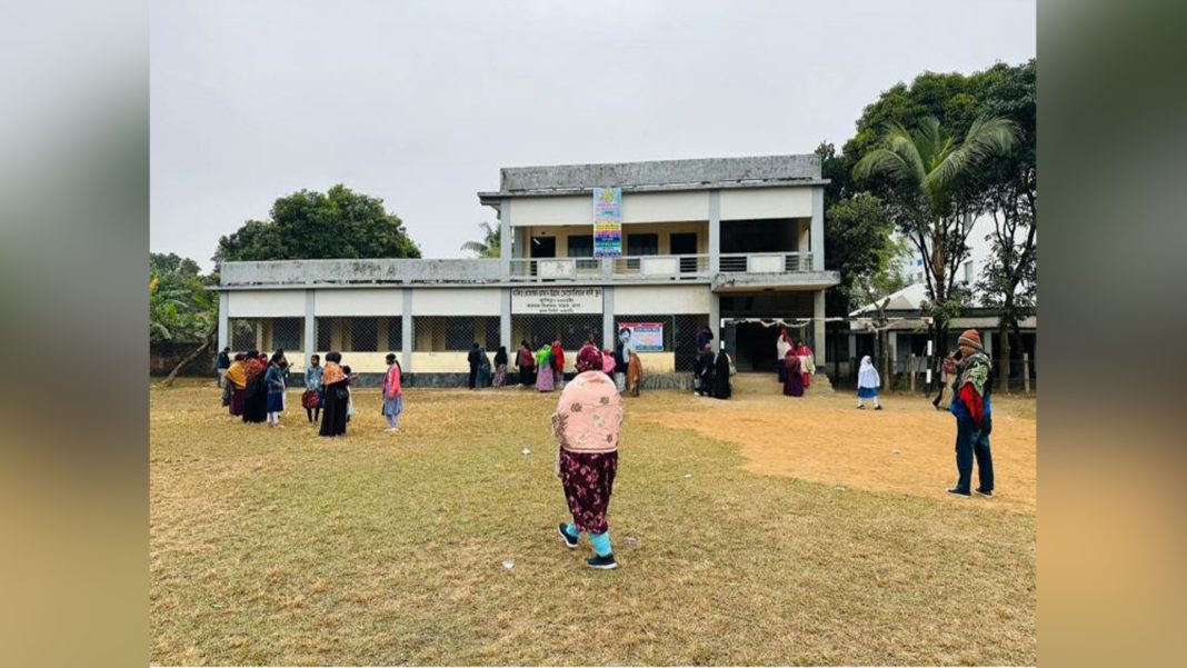 সাভারের বিরুলিয়ায় ‘বেগম খালেদা জিয়া মেধা যাচাই পরীক্ষা