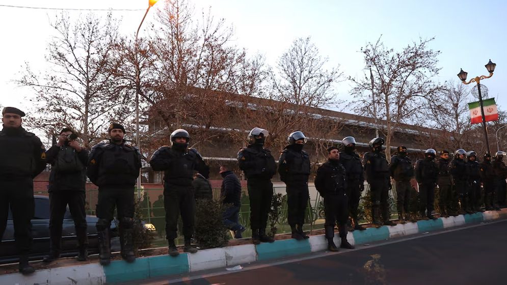 দমন-পীড়নের পর আপাতত বিক্ষোভ অনেকটাই স্তিমিত হয়ে এসেছে বলে জানিয়েছে ইরানের বাসিন্দারা। ছবি: সংগৃহীত