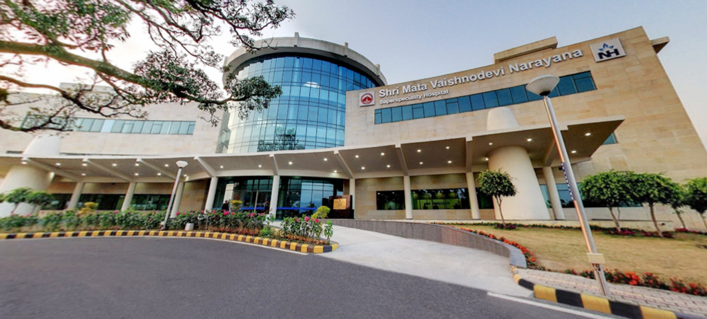 ভারত মুসলিম শিক্ষার্থী বেশি হওয়ায় কাশ্মীরে মেডিকেল কলেজ বন্ধ করে দিল মোদি সরকার আজকের পত্রিকা ডেস্ক­ প্রকাশ : ১৫ জানুয়ারি ২০২৬, ১২: ৫৩ শ্রী মাতা বৈষ্ণো দেবী মেডিকেল ইনস্টিটিউট। ছবি: সংগৃহীত শ্রী মাতা বৈষ্ণো দেবী মেডিকেল ইনস্টিটিউট। ছবি: সংগৃহীত