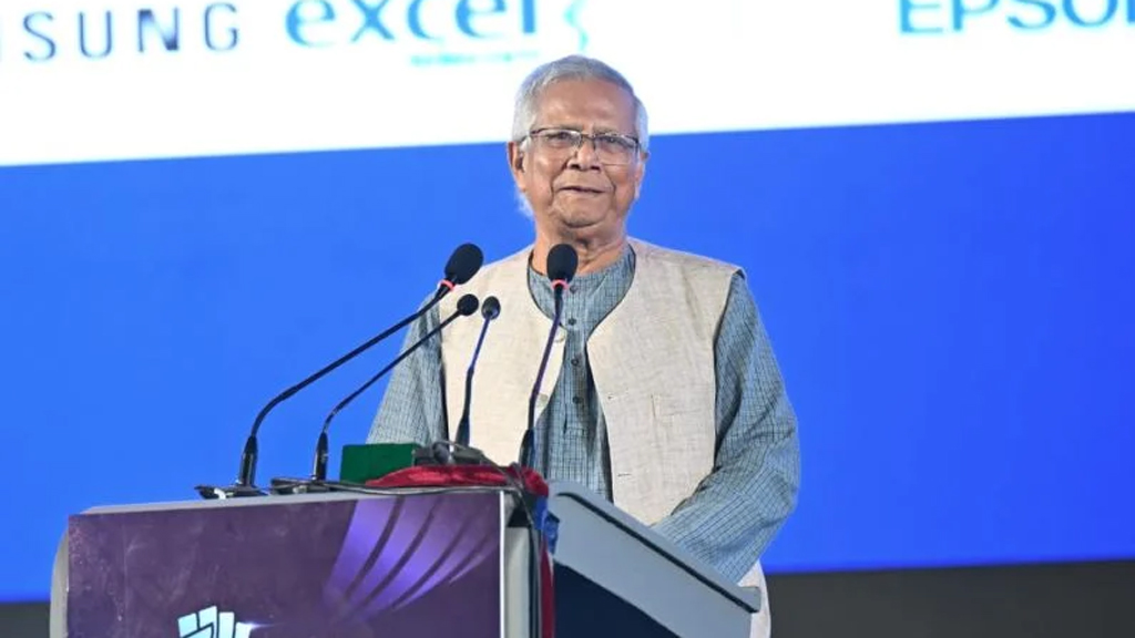 বুধবার রাজধানীর বাংলাদেশ-চীন মৈত্রী সম্মেলন কেন্দ্রে ‘ডিজিটাল ডিভাইস অ্যান্ড ইনোভেশন এক্সপো’র উদ্বোধনী অনুষ্ঠানে বক্তব্য দেন প্রধান উপদেষ্টা।