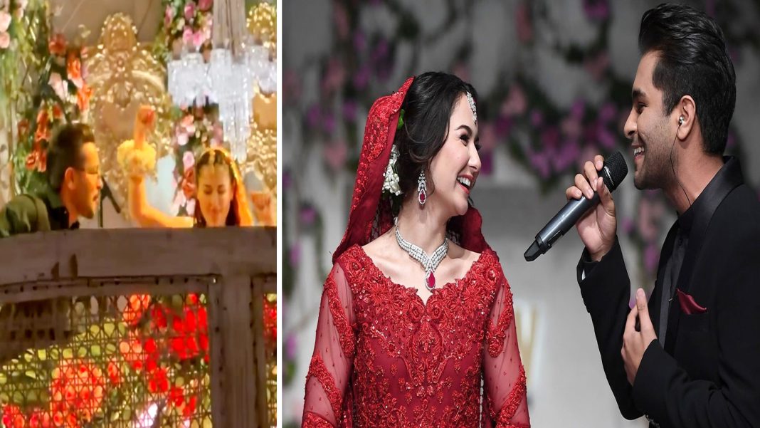 অভিনেত্রী হানিয়া আমির ও গায়ক আসিম আজহার। ছবি: সংগৃহীত