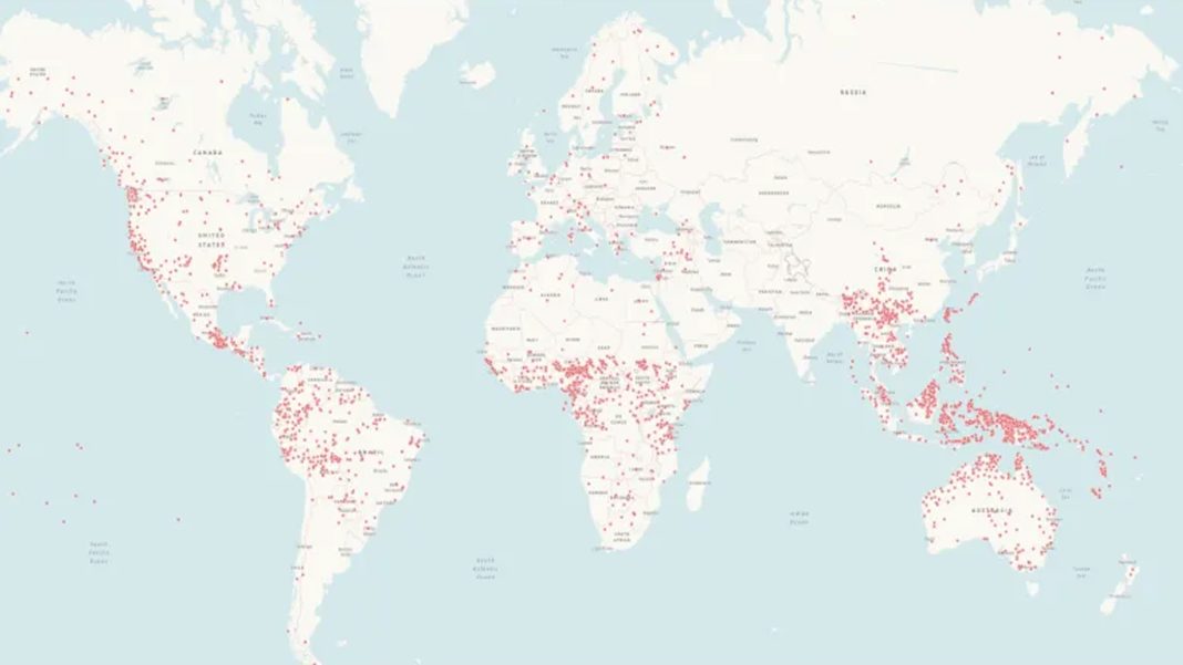 বিশ্বে বর্তমানে ৭ হাজার ১৫৯টি ভাষা প্রচলিত। এর মধ্যে ৩ হাজার ১৯৩টি ভাষা (৪৪ শতাংশ) বিলুপ্তির ঝুঁকিতে রয়েছে। ছবি: আল জাজিরা